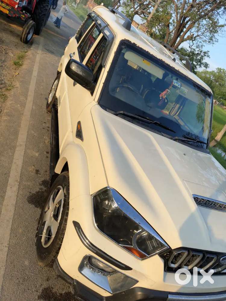 Mahindra Scorpio S6 Plus 2017