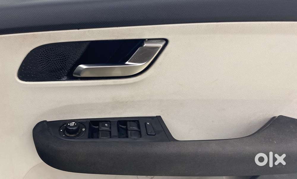 Tata Altroz 1.2 Xza Plus, 2022, Petrol