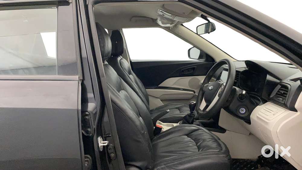 Mahindra Xuv300 W4, 2021, Petrol