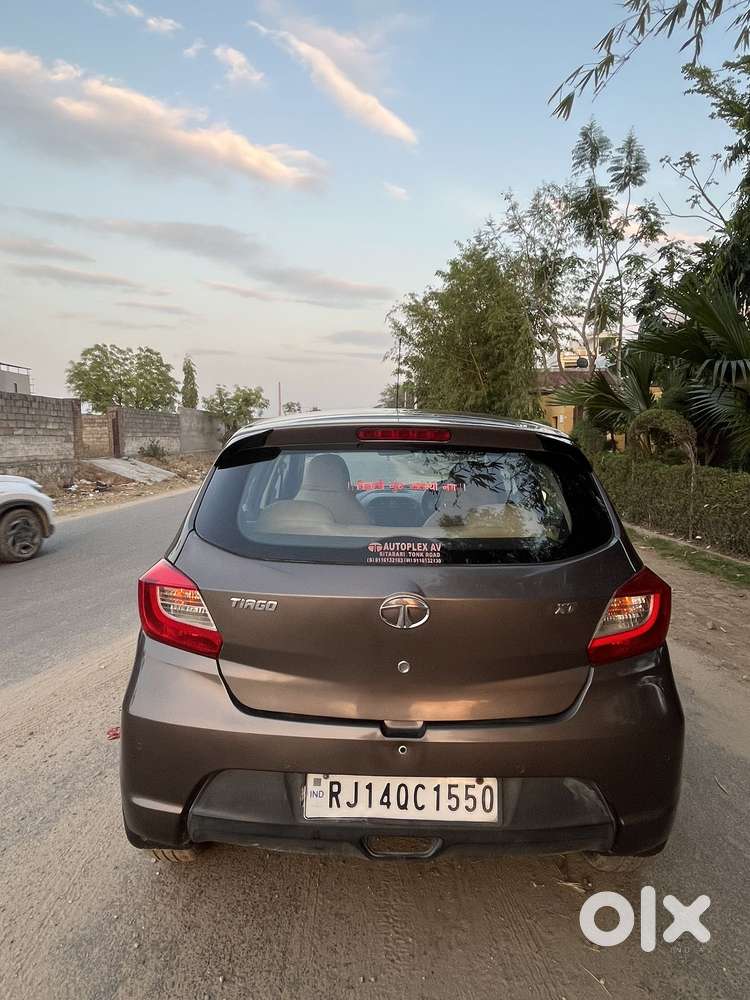 Tata Tiago 1.2 Revotron Xt (o), 2016, Petrol