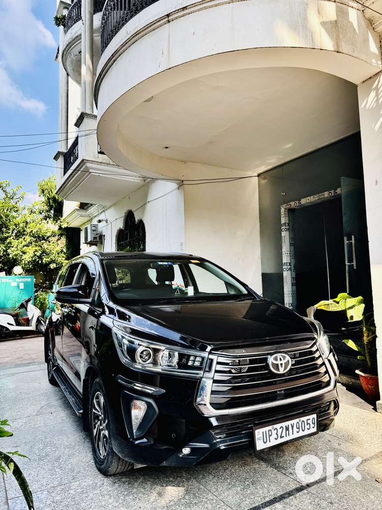 Toyota Innova Crysta 2.4 V 7 Str, 2022, Diesel