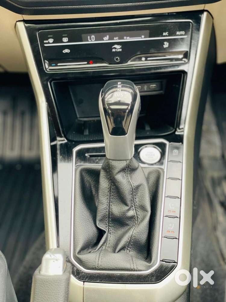 Volkswagen Virtus 1.0 Topline Tsi At, 2022, Petrol