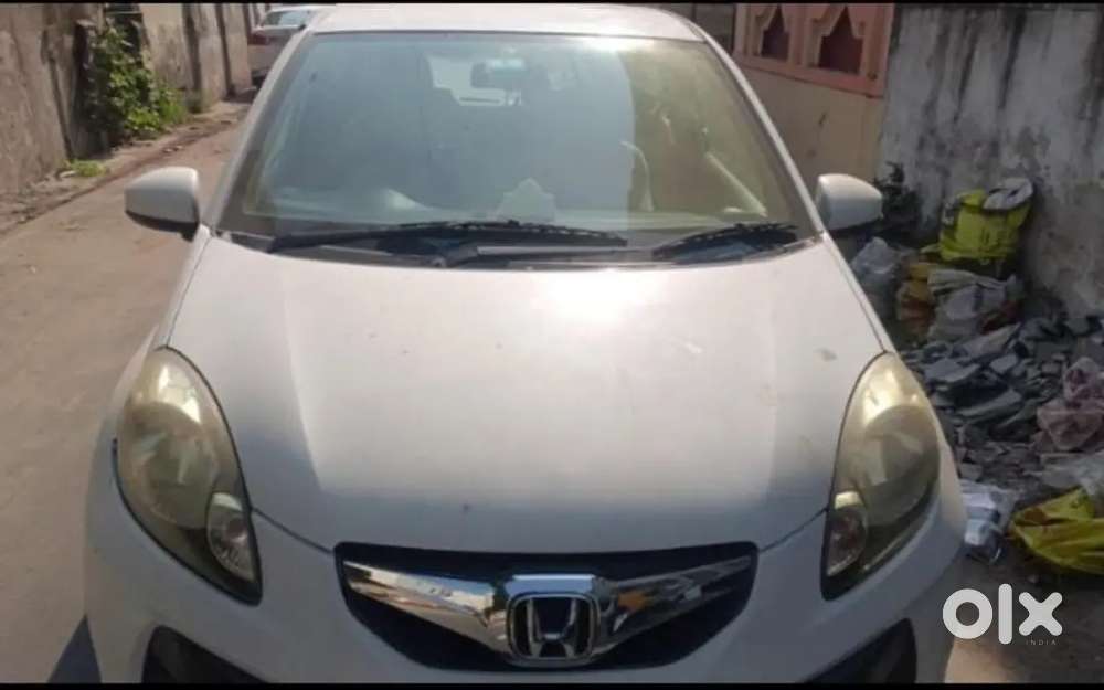 Honda Brio Mt 2015