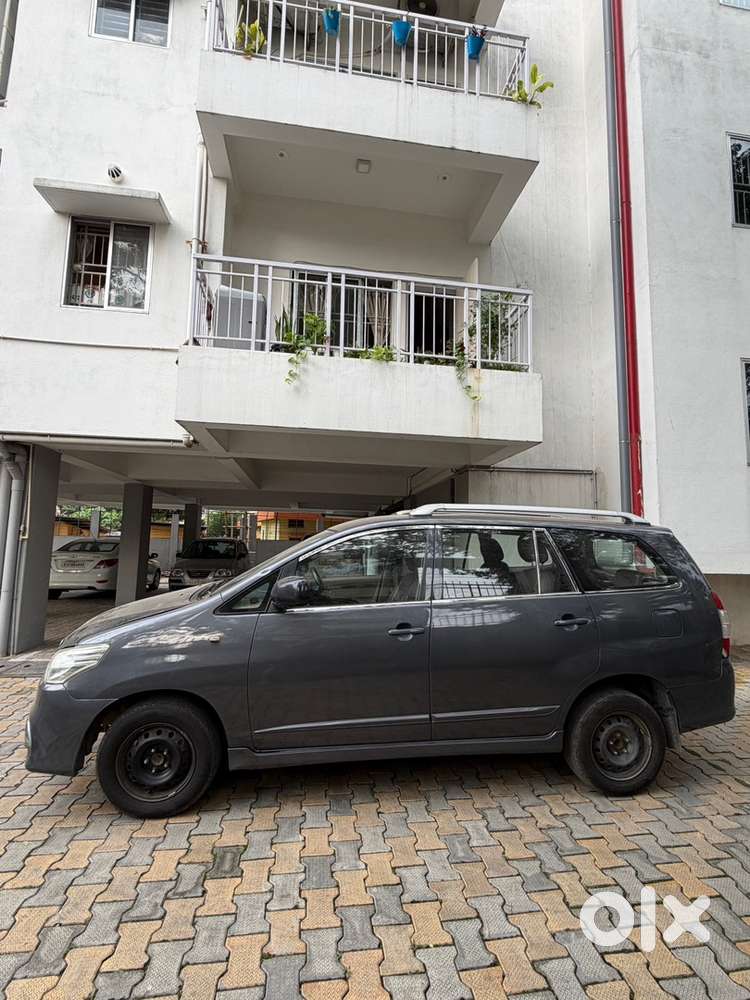 Toyota Innova Diesel 2015