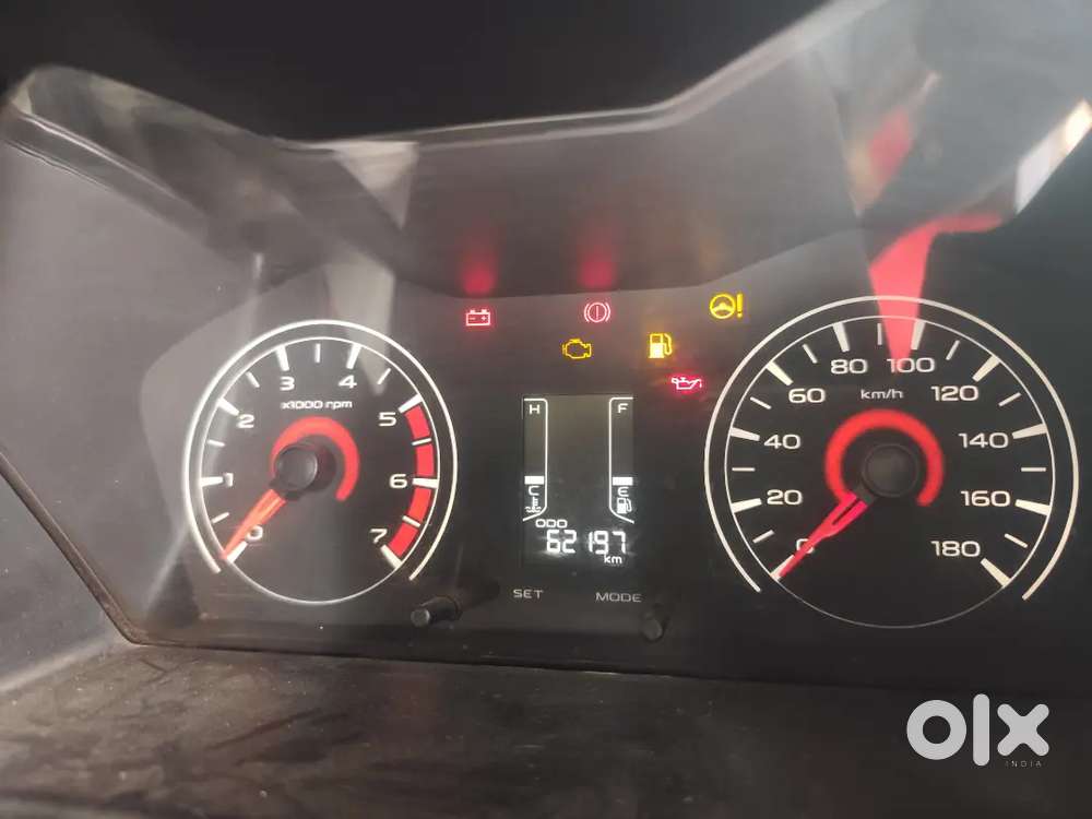 Mahindra Kuv 100 G80 2017