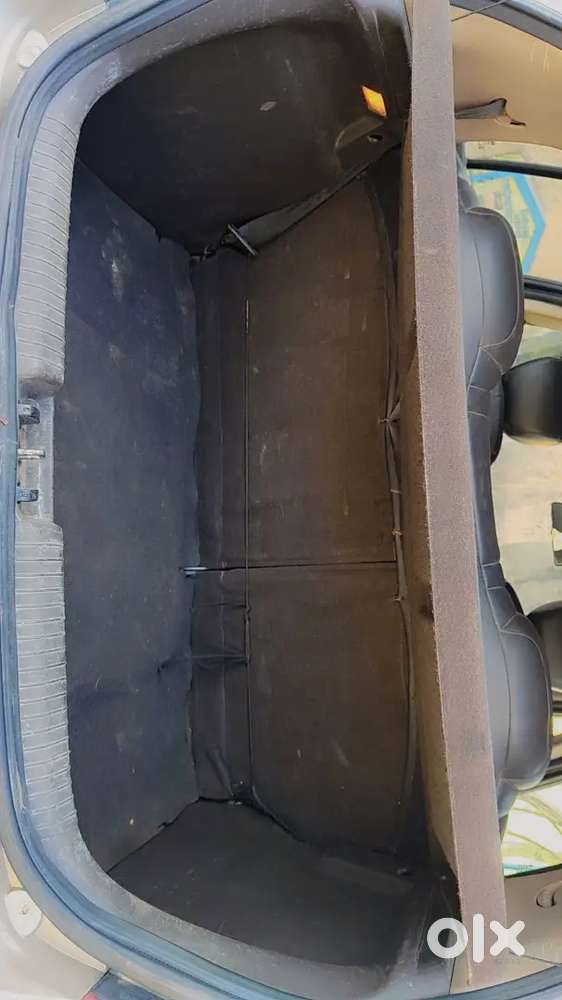 Hyundai I20 Asta Petrol 2010 – Top End – Well Maintained