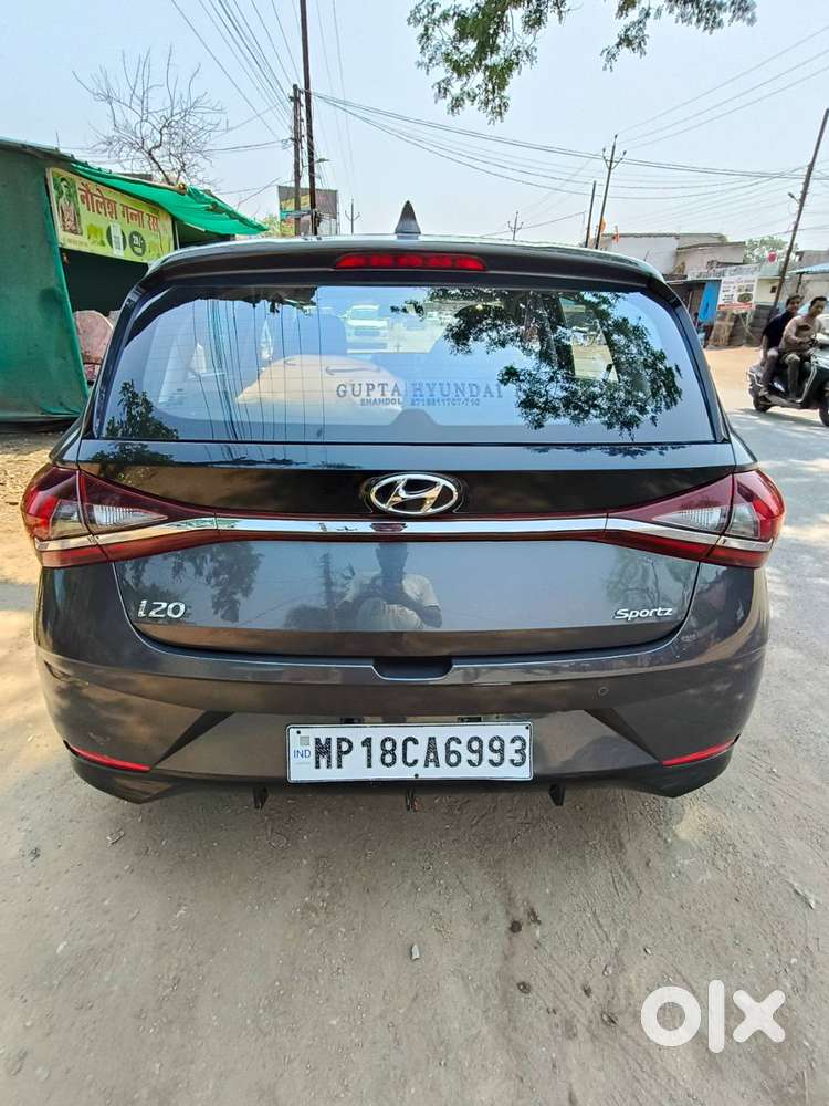 Hyundai I20 Sportz 2022  Well Maintained  Low Km Driven Urgent Sale