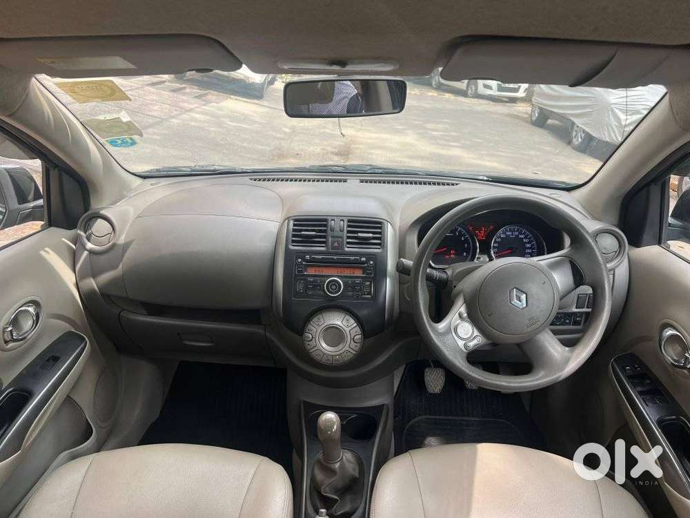 Renault Scala Rxl Petrol, 2013, Petrol