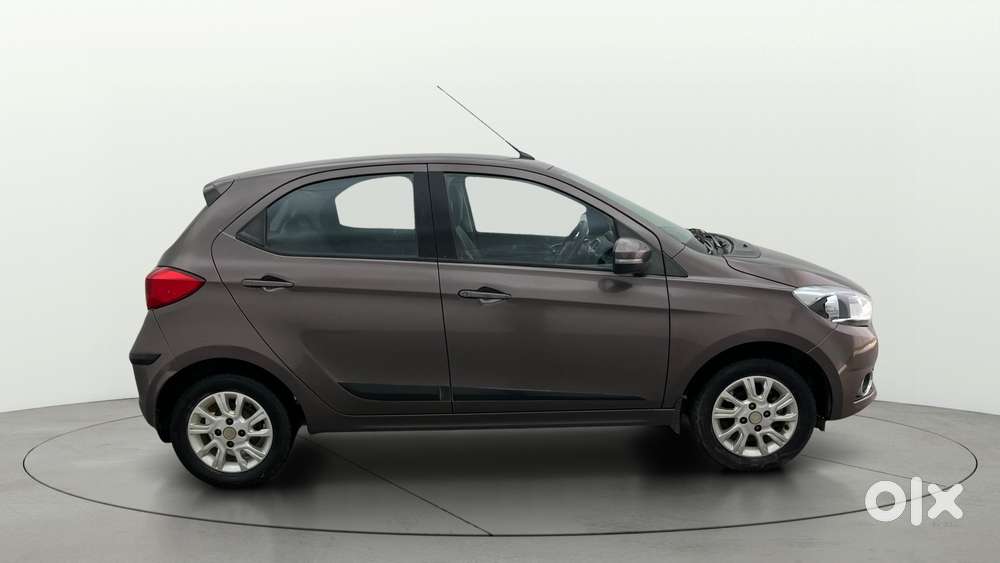 Tata Tiago 1.2 Revotron Xza, 2017, Petrol