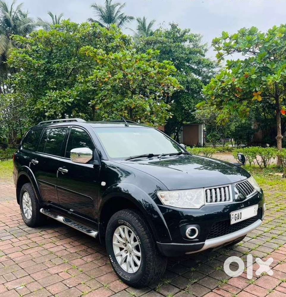 Mitsubishi Pajero Sport 2012