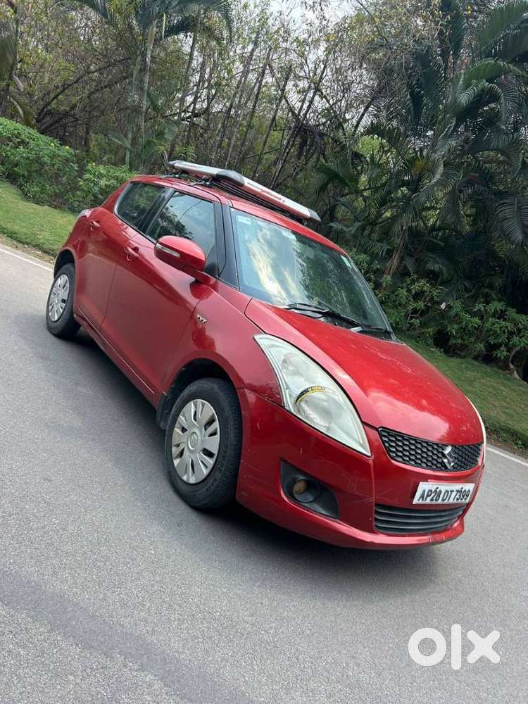 Maruti Suzuki Swift 2011-2014 Vxi, 2013, Petrol