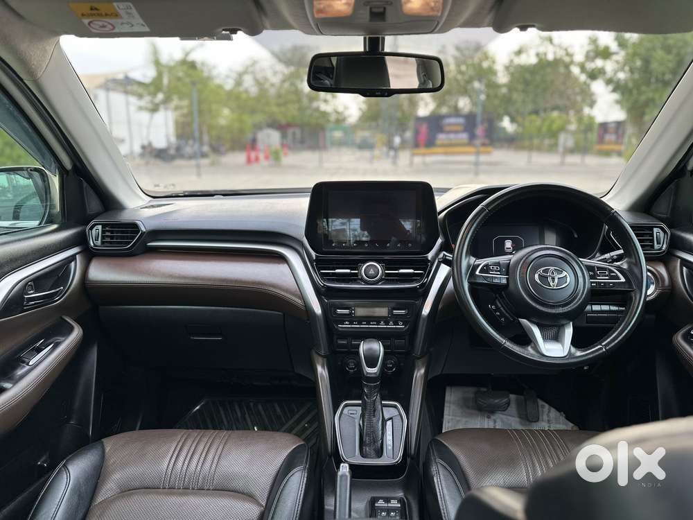 Toyota Urban Cruiser Hyryder 1.5 V Hybrid, 2024, Cng & Hybrids