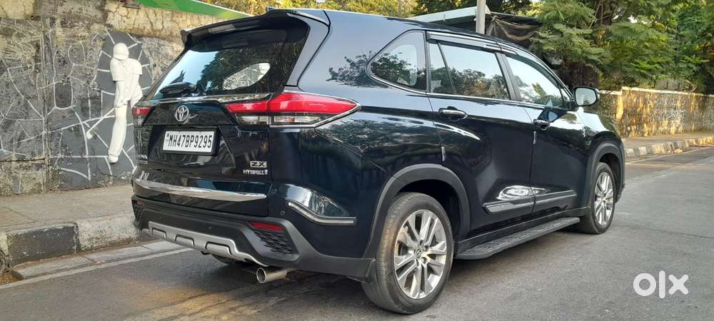 Toyota Innova Hycross 2.0 Zx (o) Hybrid 7 Str, 2024, Petrol