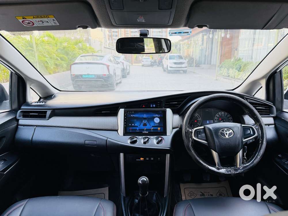 Toyota Innova Crysta 2.4 G Mt 7 Str, 2022, Diesel