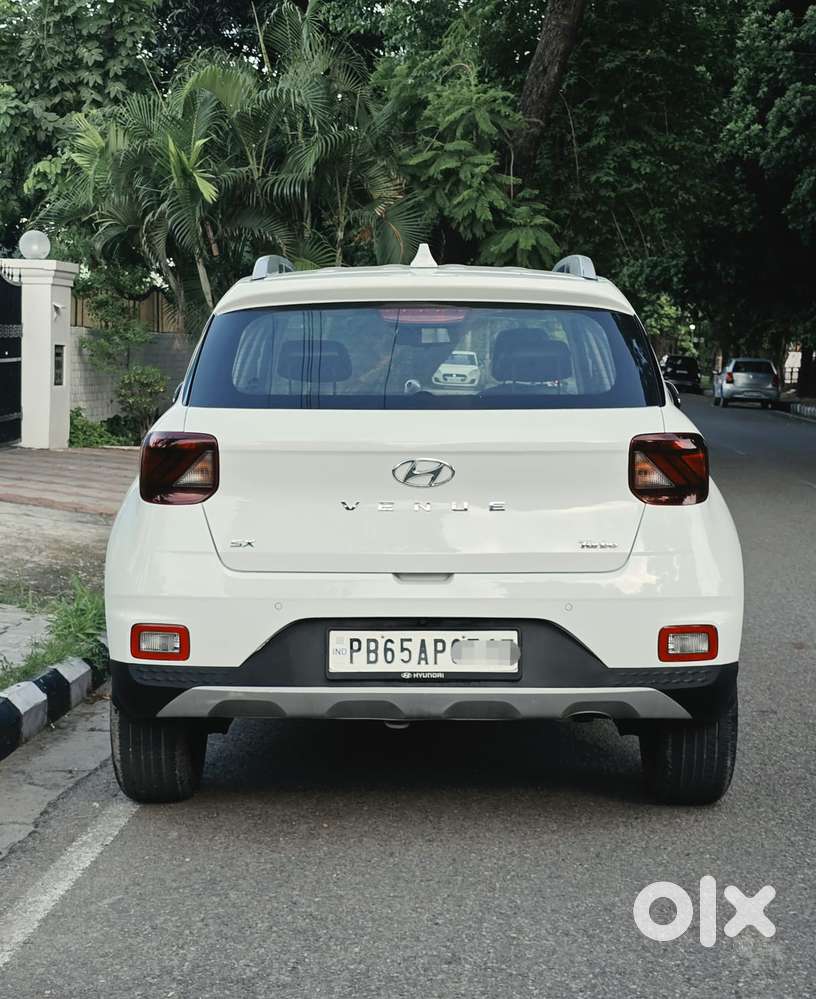 Hyundai Venue 1.0 Sx (o) Turbo Dct, 2021, Petrol