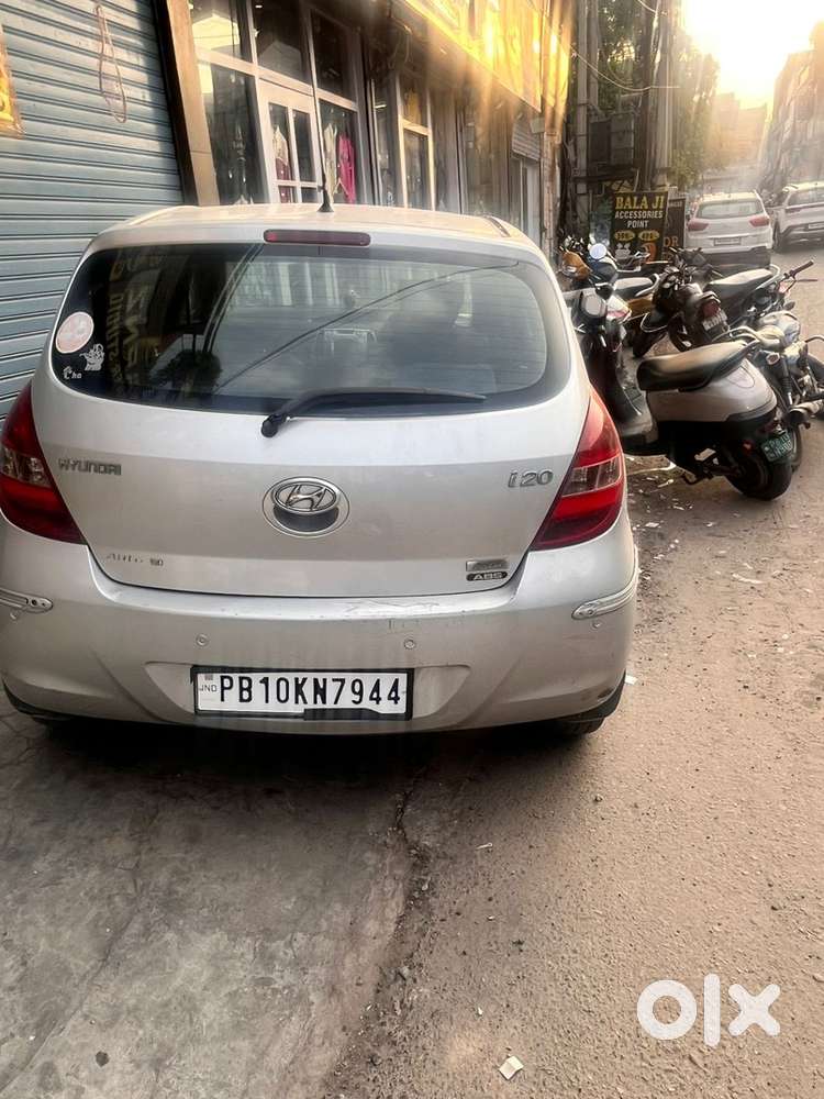 Hyundai Car 2011 Automatic