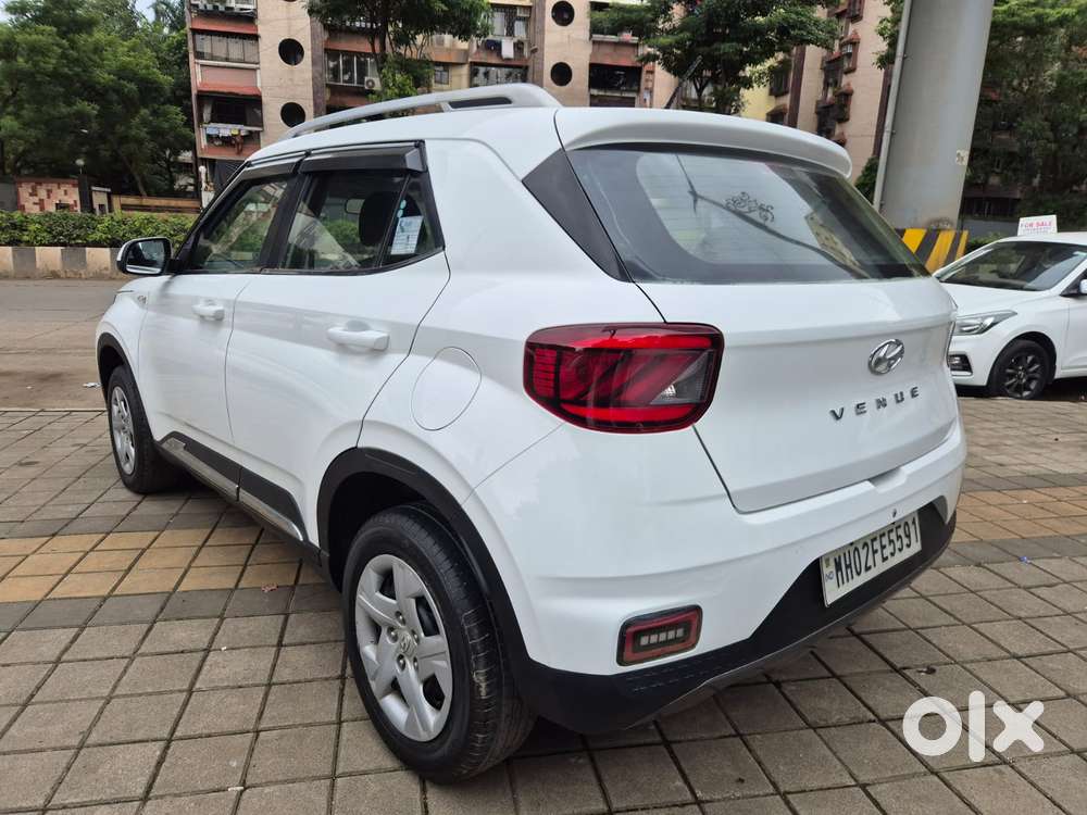 Hyundai Venue 1.2 S (o), 2019, Petrol