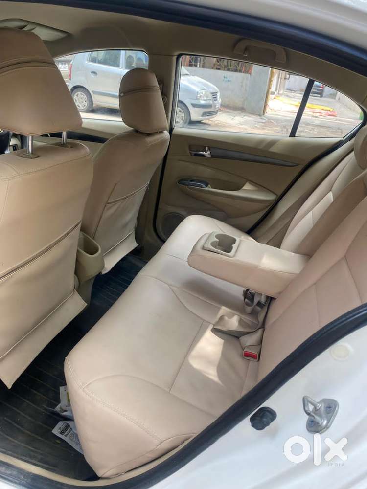 Honda City I Dtec V, 2012, Petrol