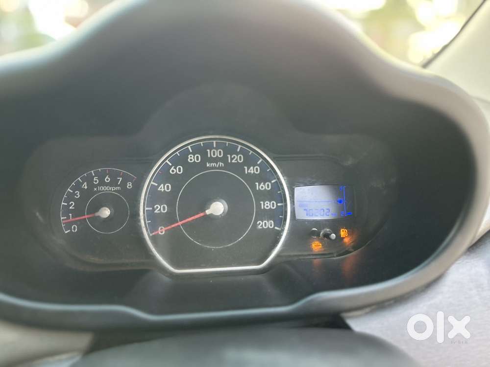 Hyundai I10 Magna 1.1l, 2014, Cng & Hybrids