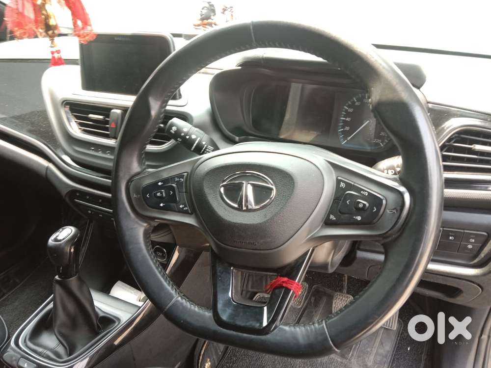 Tata Altroz 1.2 Xz Plus Dark Edition, 2023, Petrol