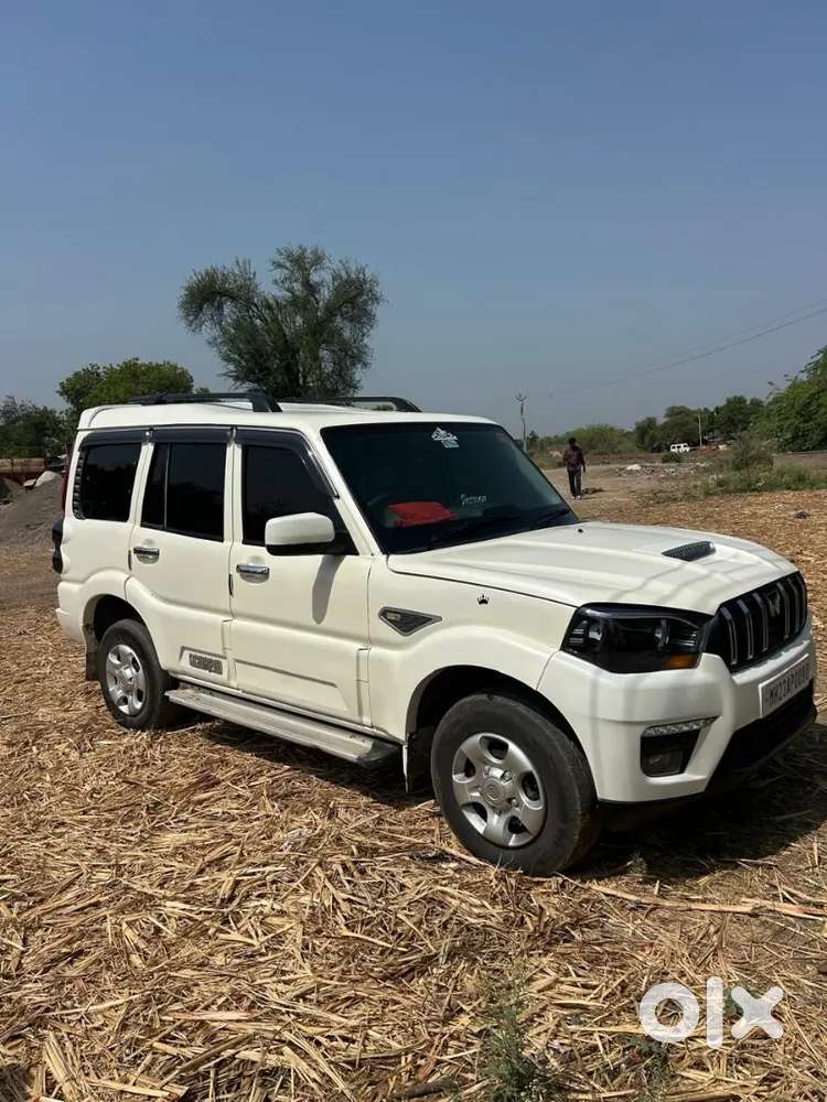 Mahindra Scorpio 2016