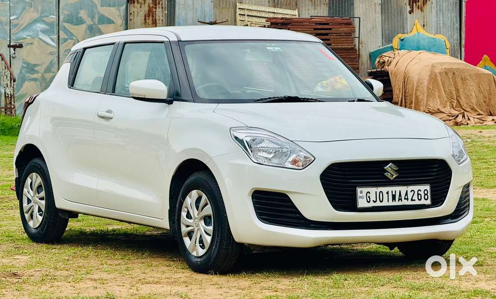Maruti Suzuki Swift Vxi + Manual, 2021, Petrol