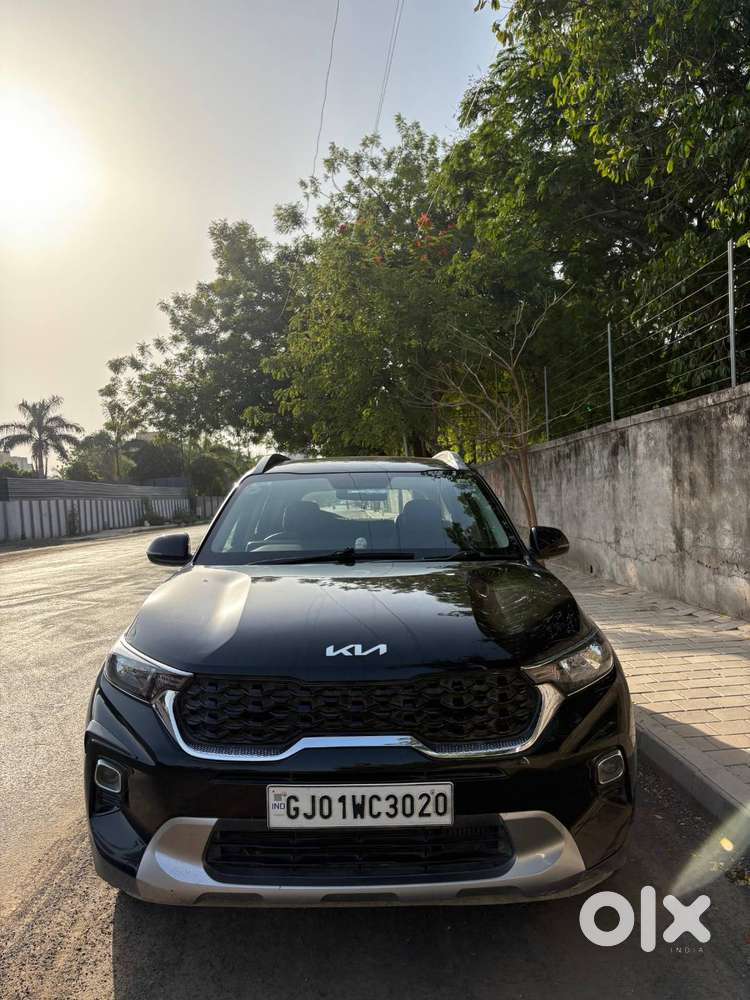 Kia Sonet -- Best Condition -- Automatic Petrol