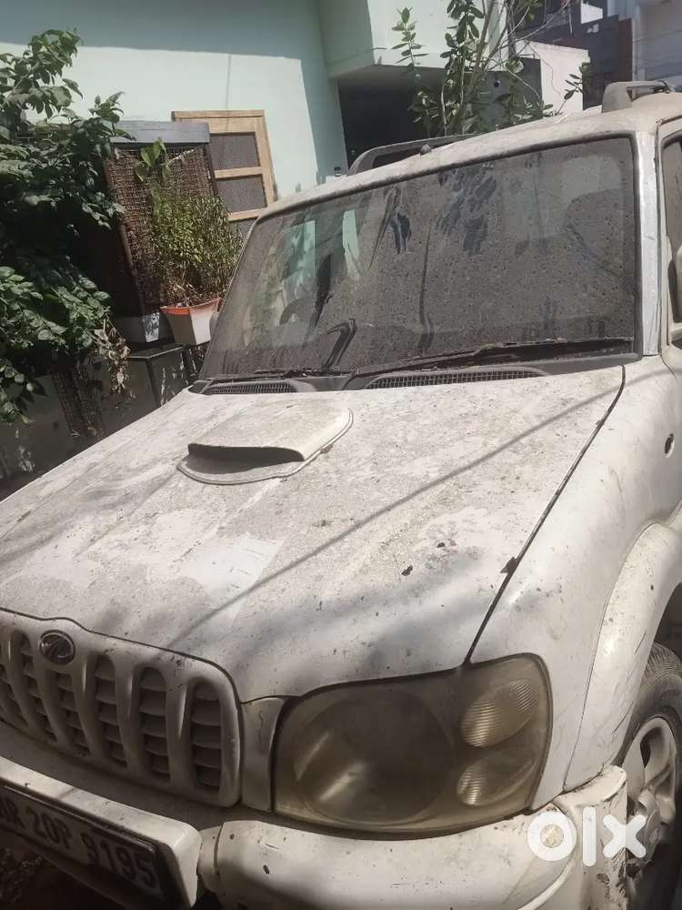 Mahindra Scorpio Classic 2000 Diesel Classic