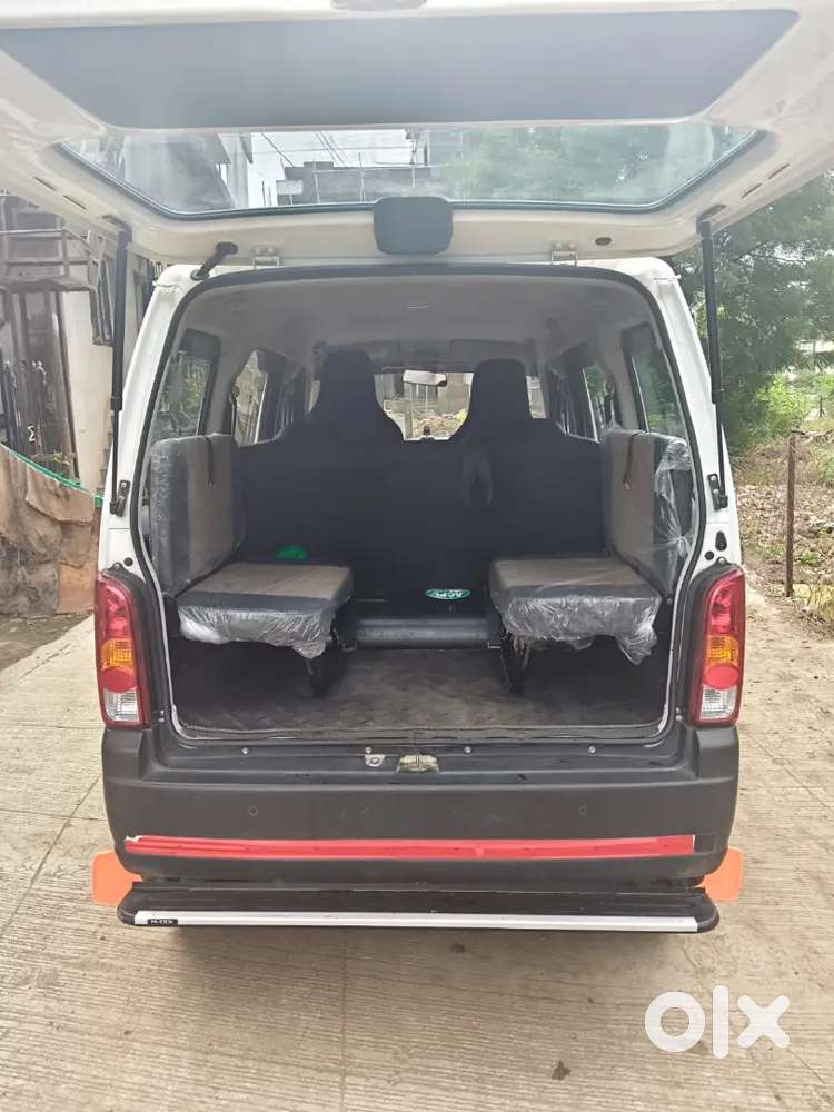 Maruti Suzuki Eeco Ac 2025