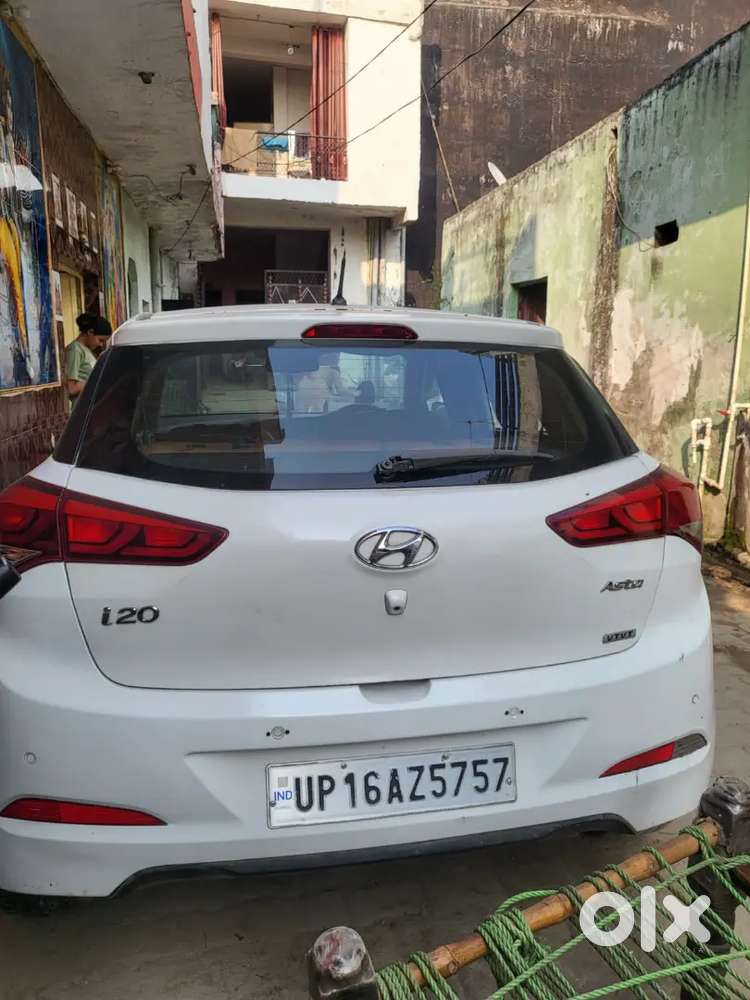 Hyundai I20 2015 Petrol Top Model Well Maintained