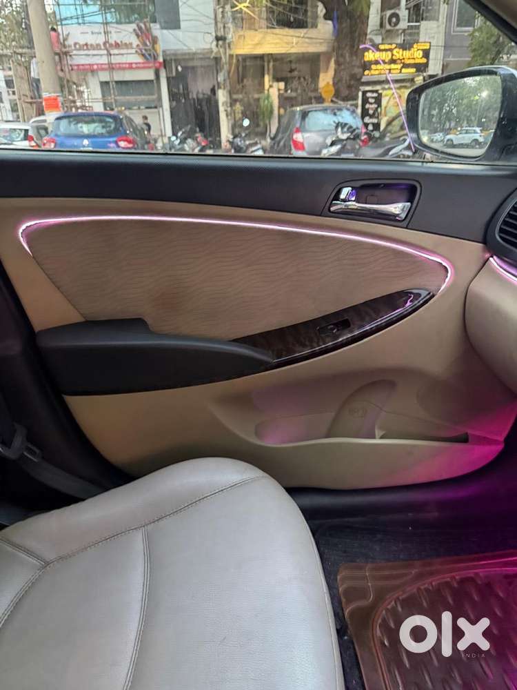 Hyundai Fluidic Verna 1.6 Vtvt Sx, 2013, Petrol