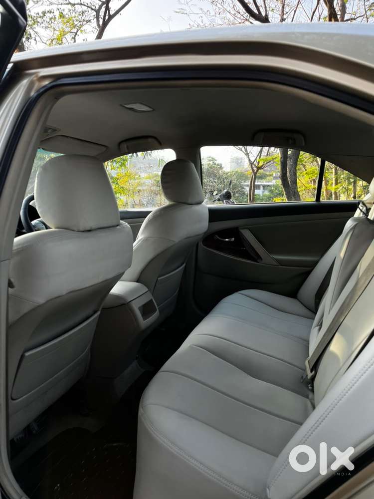 Toyota Camry Petrol 2011