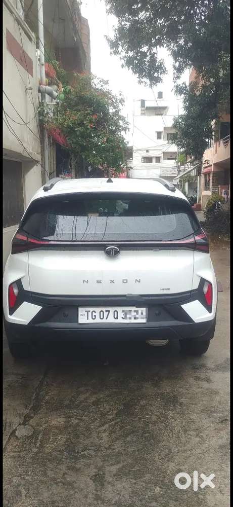 Tata Nexon Smart Plus S Cng 2025