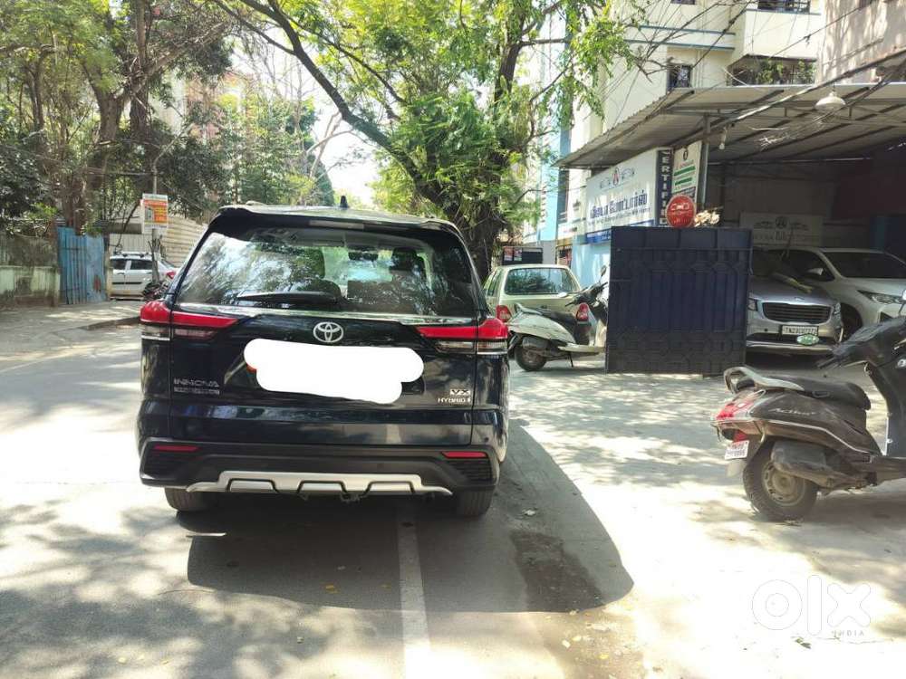 Toyota Innova Crysta