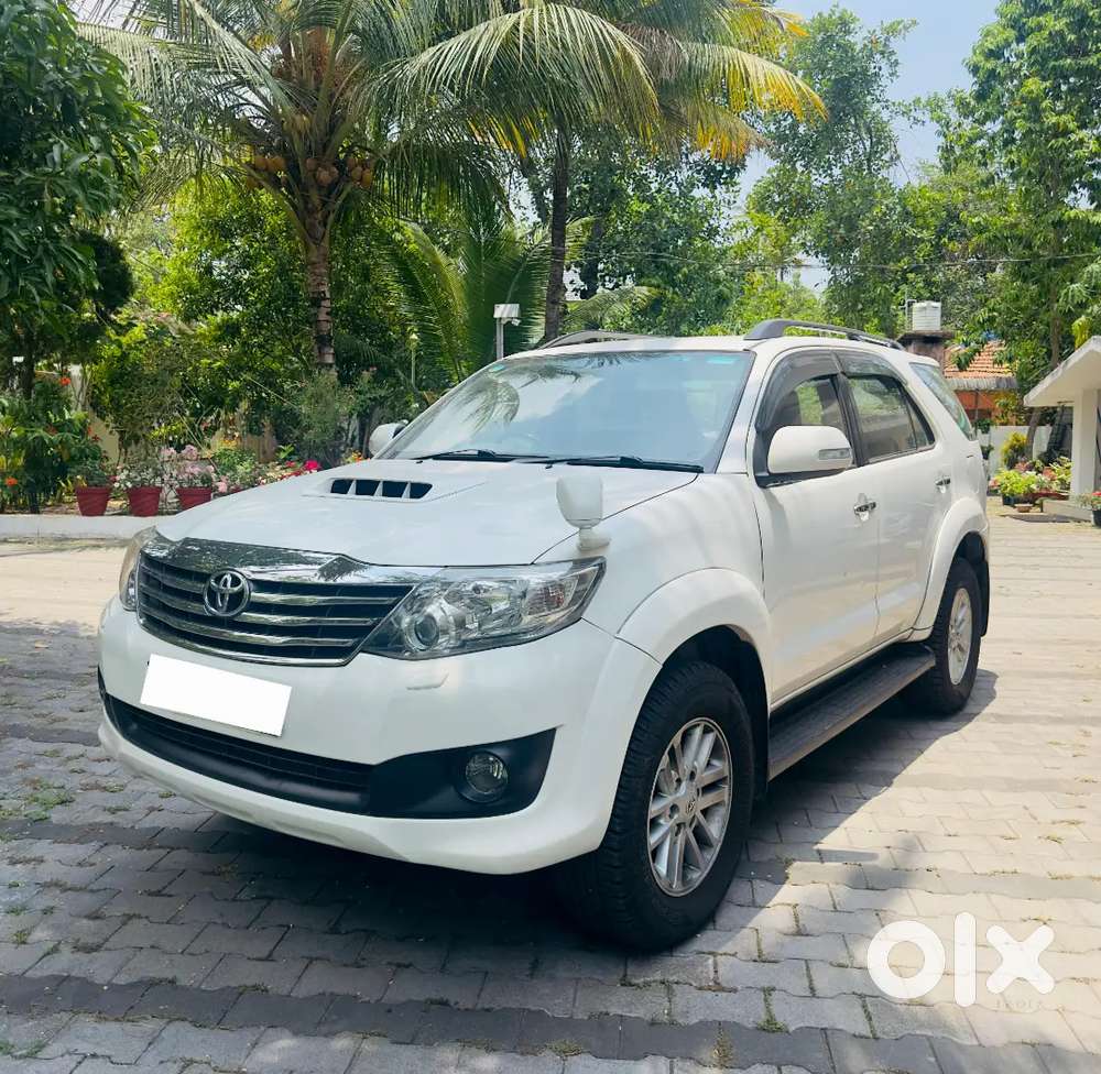 Single Owner Used, Good Condition, Toyota Fortuner For Sale.