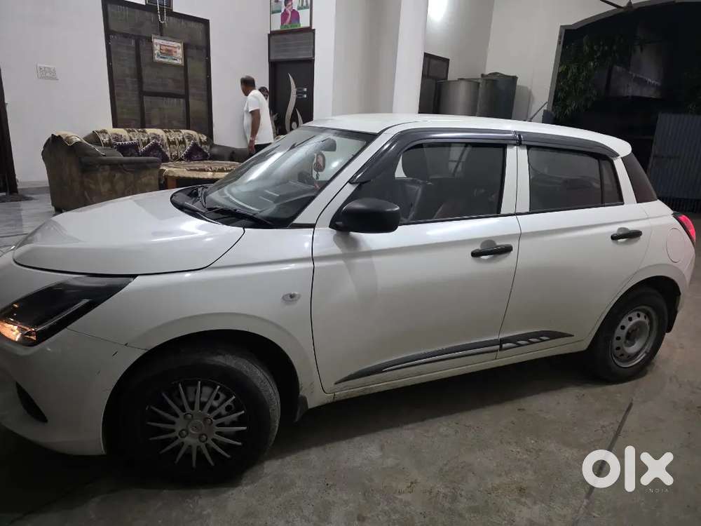 Maruti Suzuki Swift 1.2 Lxi 2025