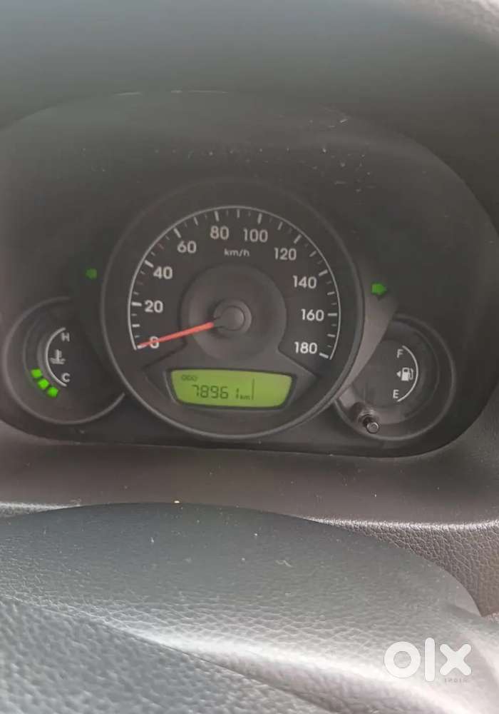 Hyundai Eon 2013 Variant Era