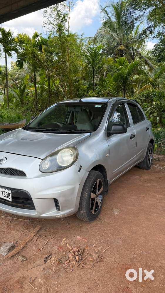 Nissan Micra Active 2015 Model