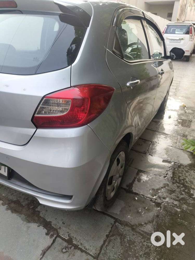 Tata Tiago 1.2 Revotron Xm, 2020, Petrol