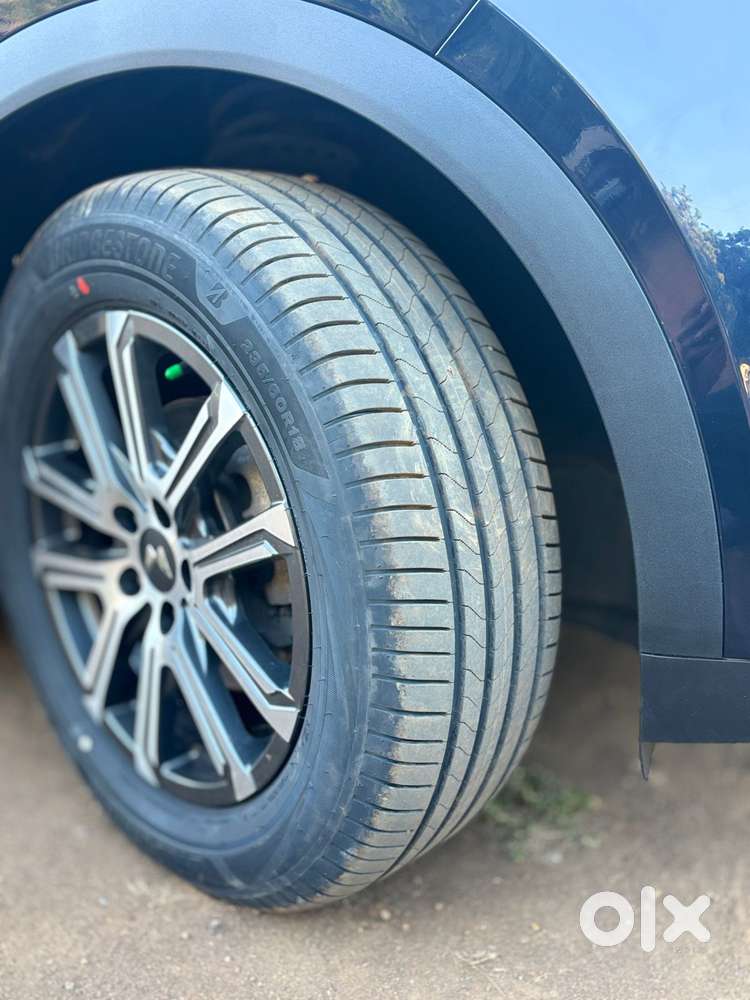 Mahindra Xuv700 2.2 Ax 7 Diesel Mt Str, 2023, Diesel