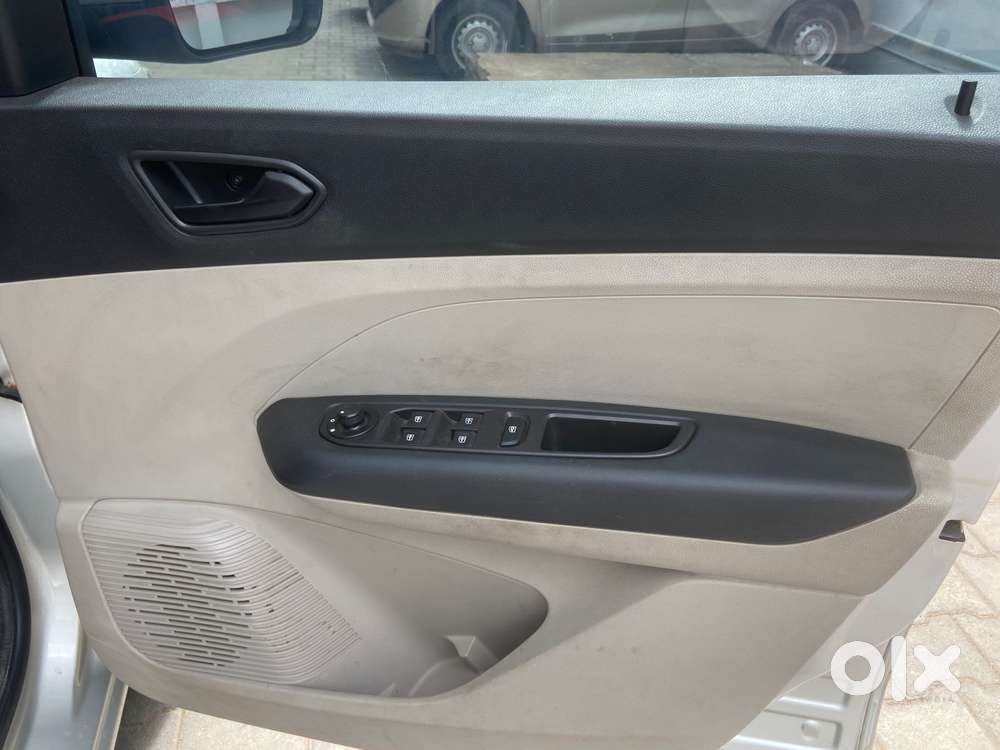 Renault Triber Rxt, 2019, Petrol
