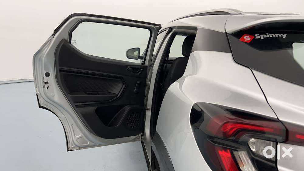 Renault Kiger Rxe, 2022, Petrol