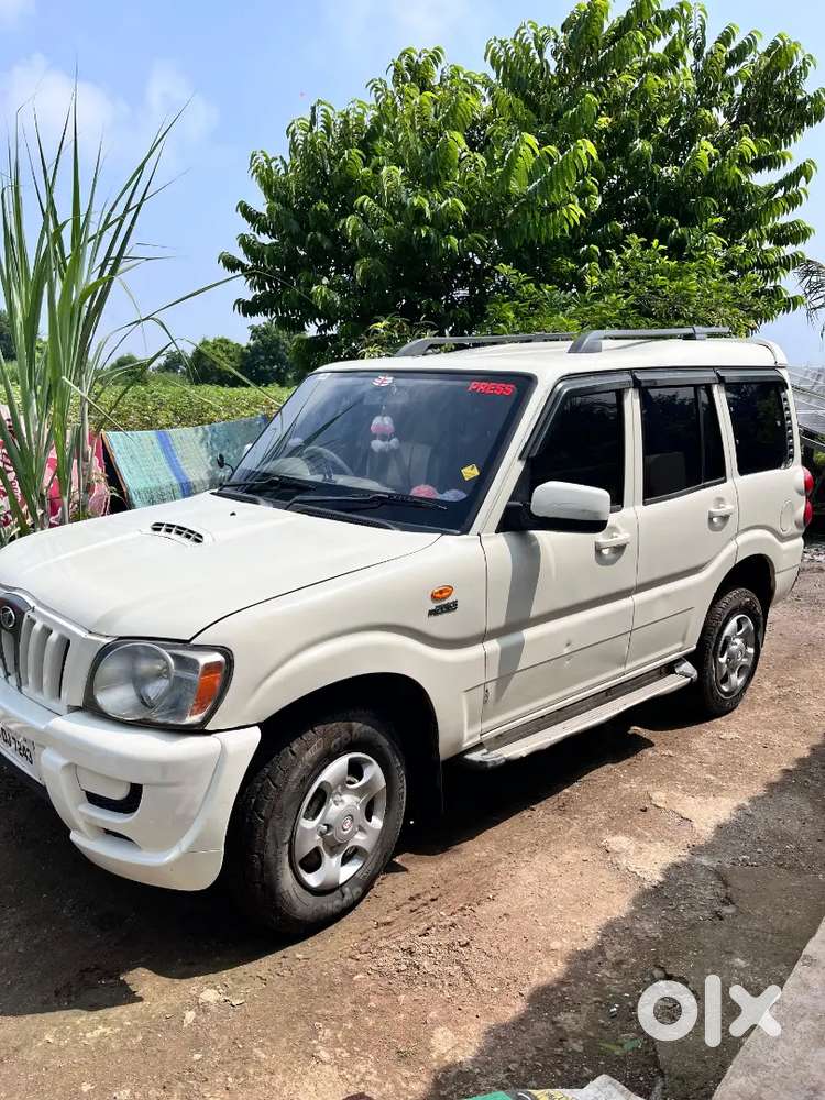 Mahindra Scorpio 2011 Diesel Manual