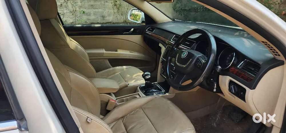 Skoda Superb 2010 Diesel 62000 Km Driven
