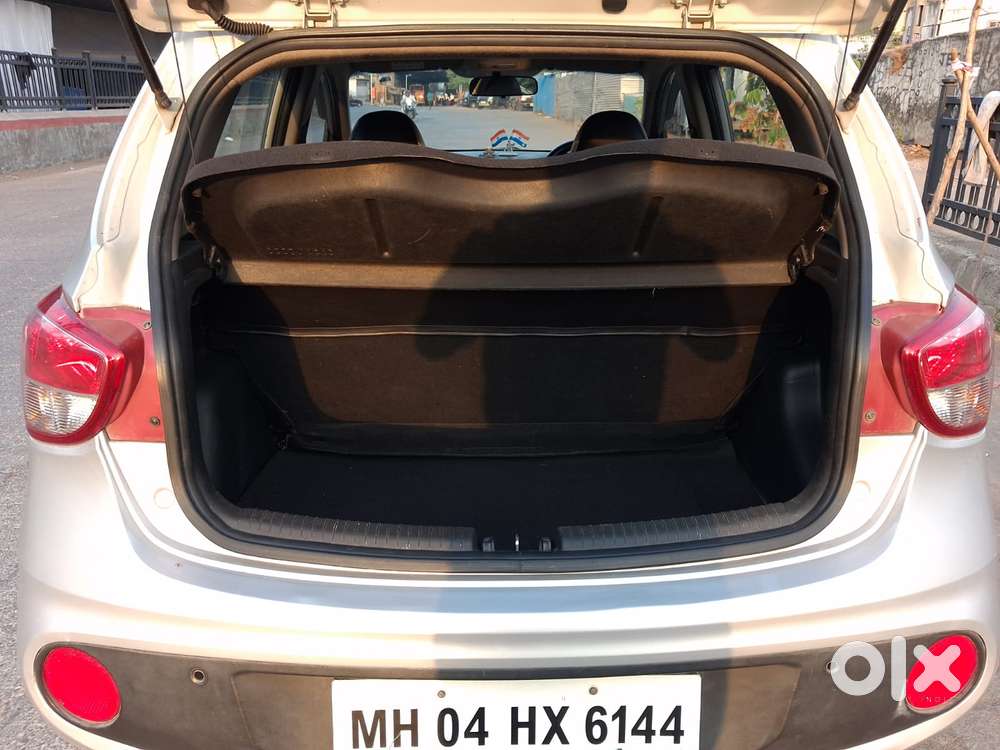 Hyundai Grand I10 At Sportz, 2017, Petrol