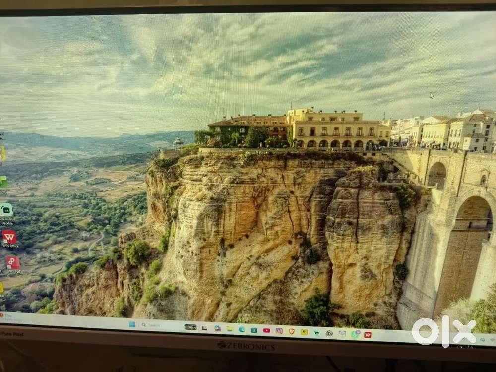 Zebronics Full HD 100z