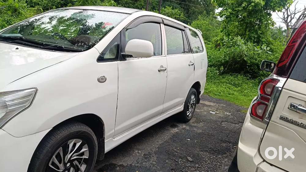Toyota Innova 2010 Diesel 260000 Km Driven