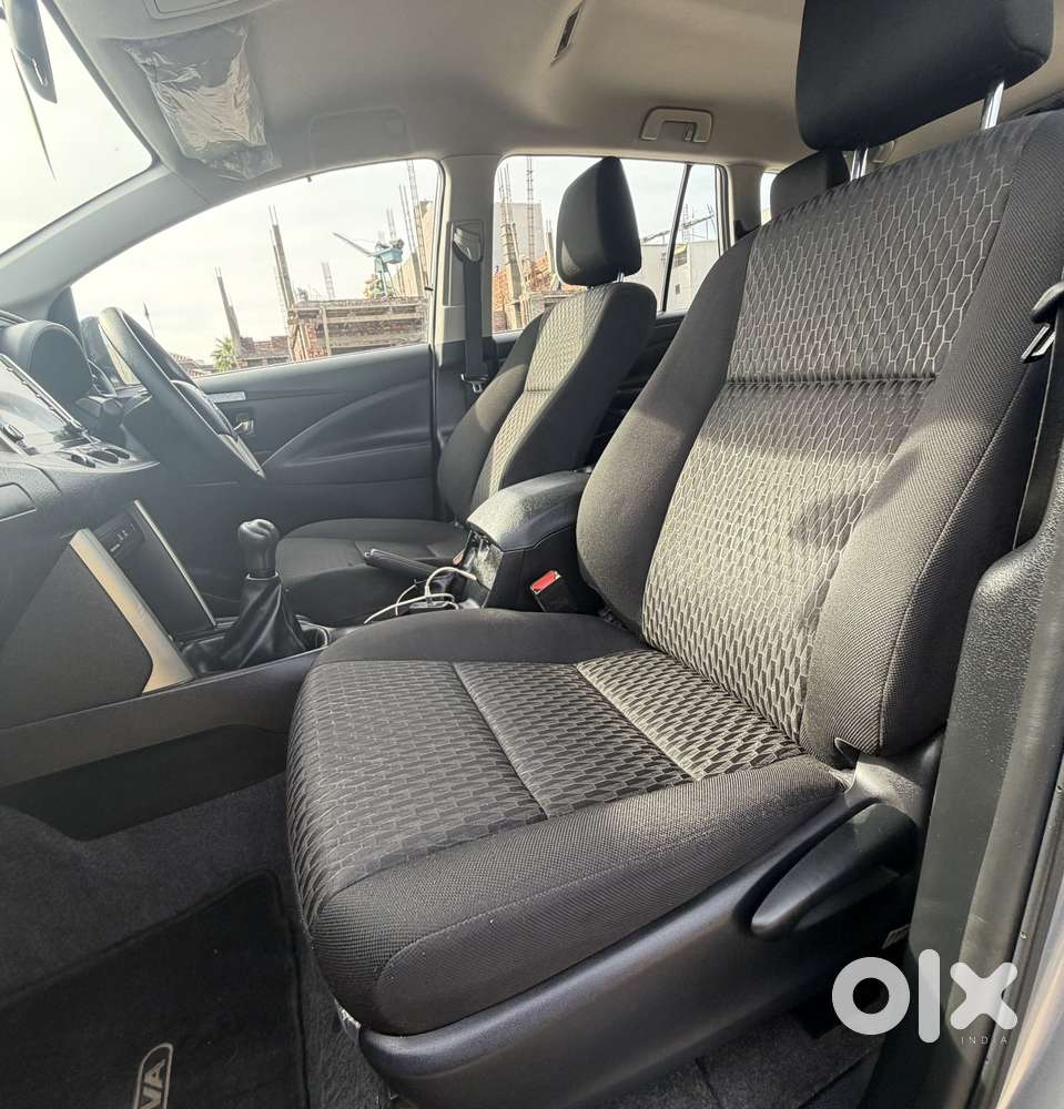 Toyota Innova Crysta [2020-ongoing] 2.4 Gx 7 Str, 2022, Diesel