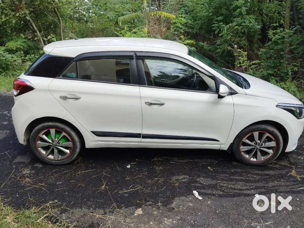 Hyundai I20 2016 Petrol Well Maintained/top Variant Push Button Start