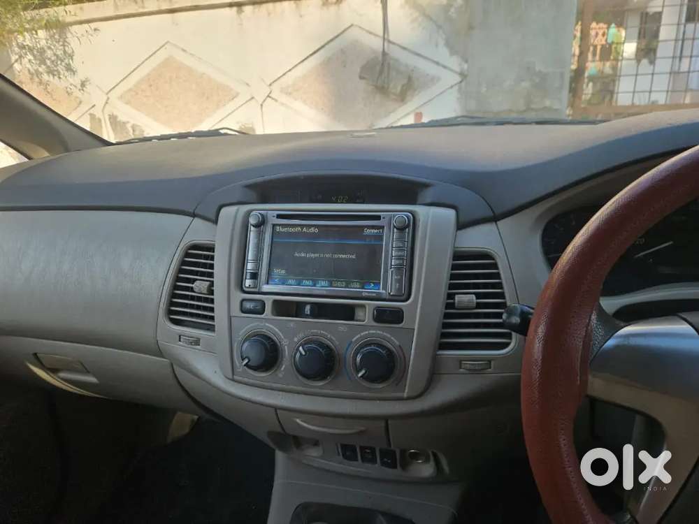 Inova 2.5 G (8 Sitter)